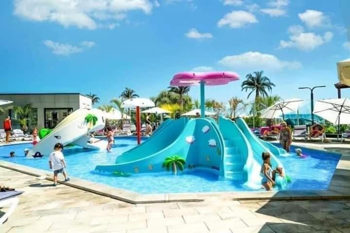 Alezzi Resort Luxury Apartament Prima Linie La Mare Năvodari Εξωτερικό φωτογραφία