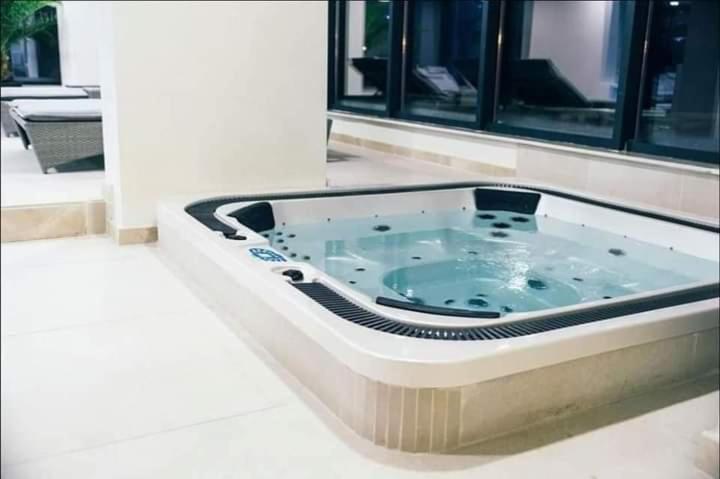 Alezzi Resort Luxury Apartament Prima Linie La Mare Năvodari Εξωτερικό φωτογραφία